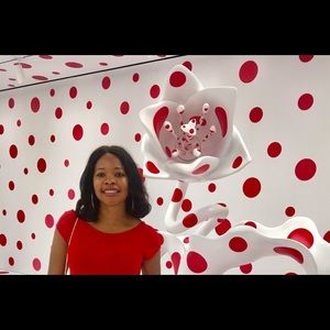 Meet your Posher, ‘Looks Better on U’